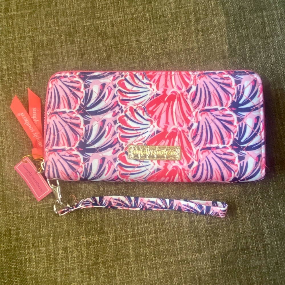 Simply Southern Pink& Coral Shell Wristlet Wallet. 12 Card Slots.Coin/Cash/Check
